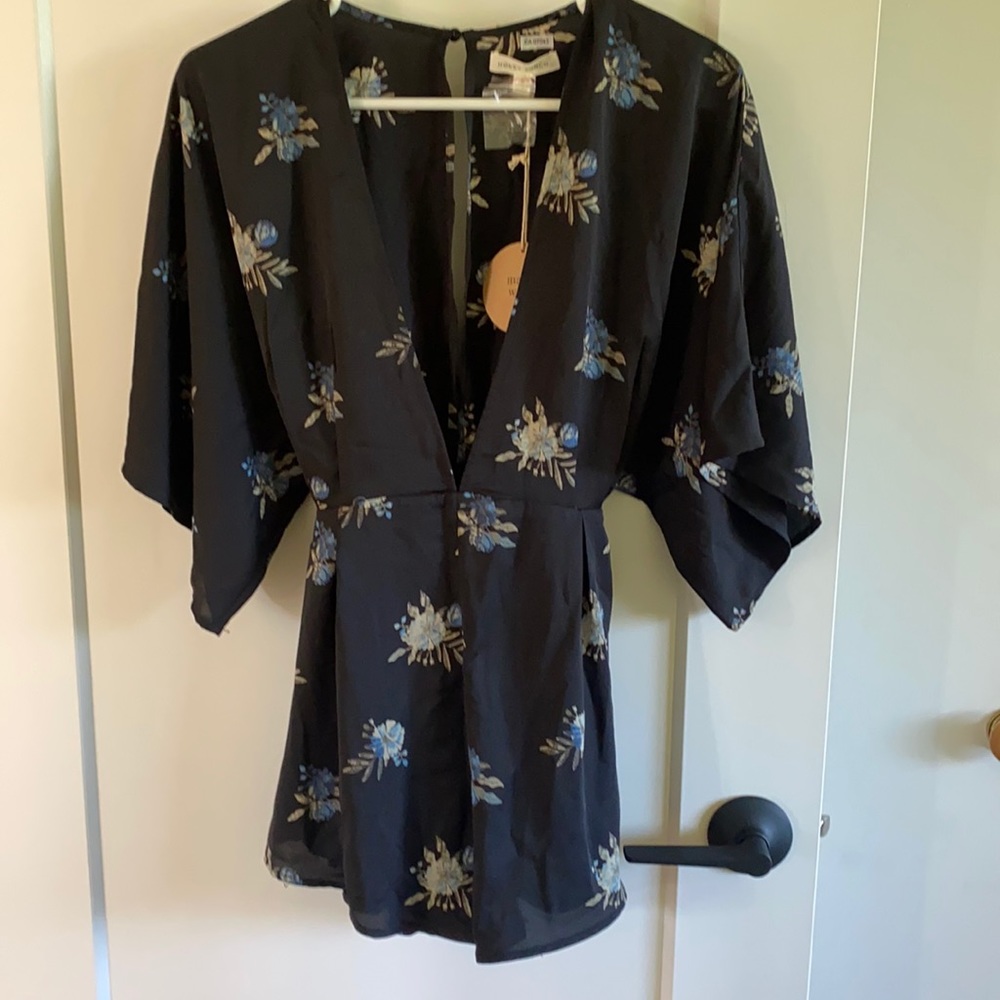 Deep V romper